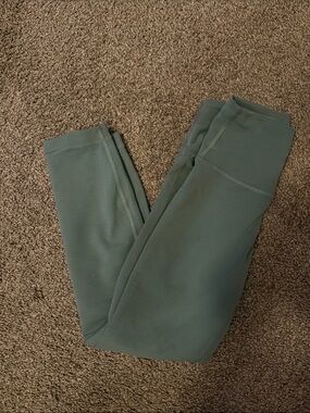 lululemon athletica Sage Green Wonder Train leggings